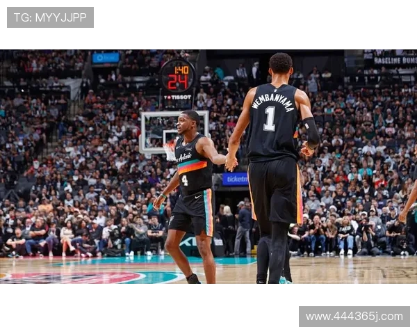 文班在新赛季展现惊人表现两场比赛均零失误令人惊叹